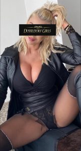 afectionate escort