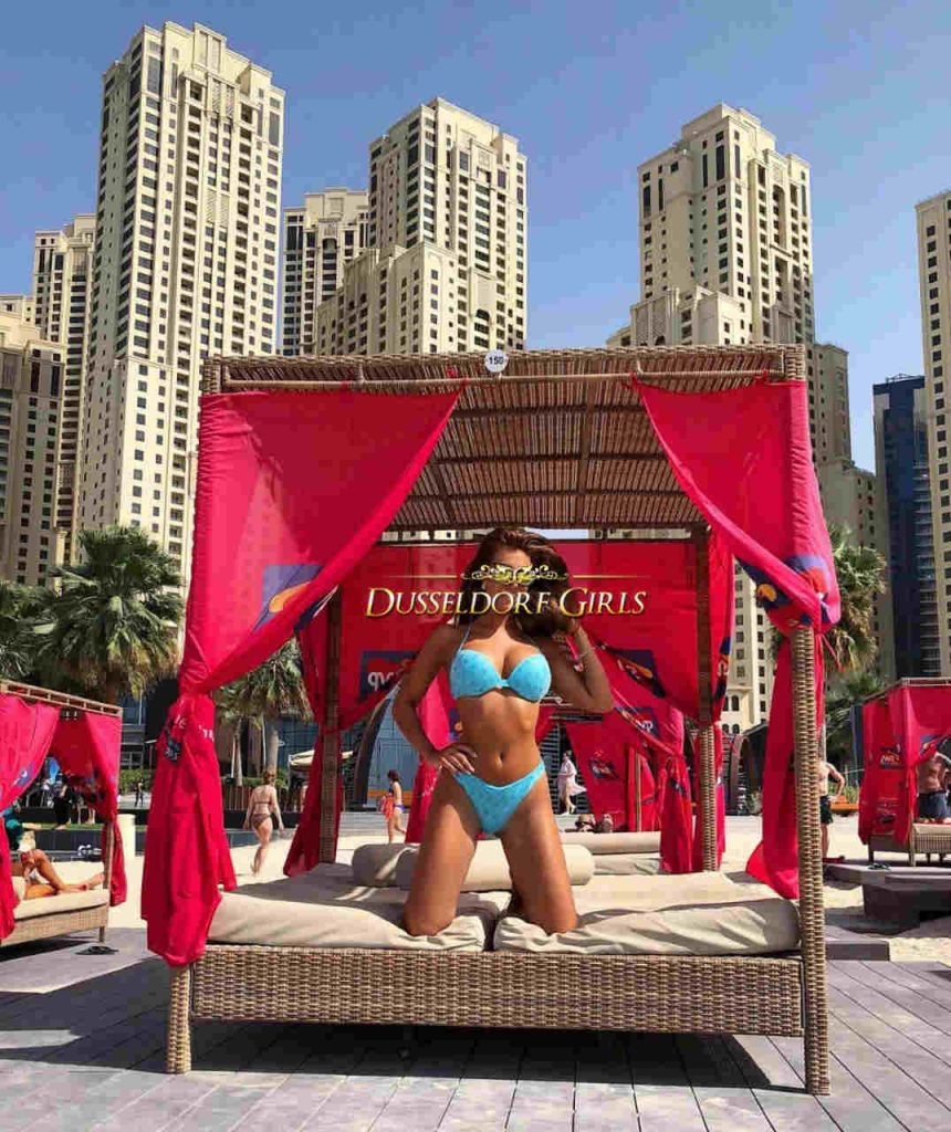 couples escort babe