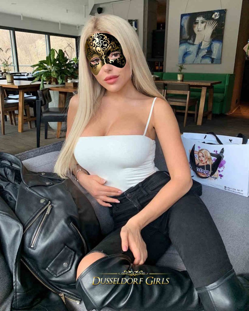 open-mind escort